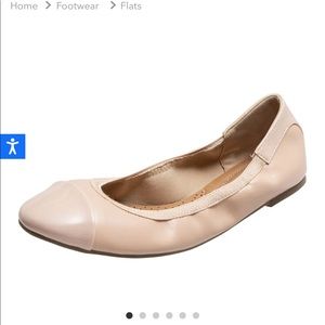 NWOT Dexflex Comfort Womens Claire Scrunch Nude Flats
